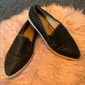 COPY - J Slides with pointed toe size 8.5